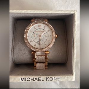 Micheal Kira new watch rose gold